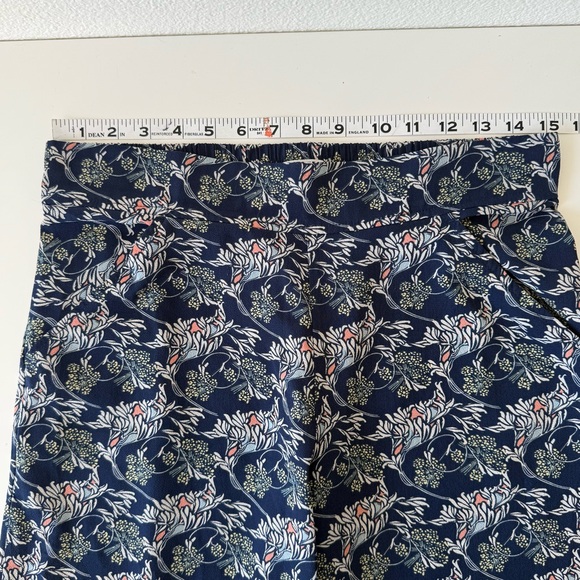 Max Studio Women’s Crepe Floral Cropped Wide Leg Pants-Navy Blue-Size Medium EUC - Picture 10 of 13